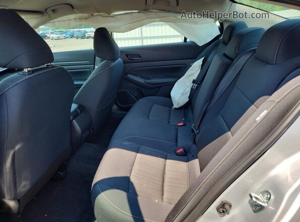 1N4BL4DW2SN411269 2025 NISSAN ALTIMA Silver Հետևի նստատեղերի տեսք