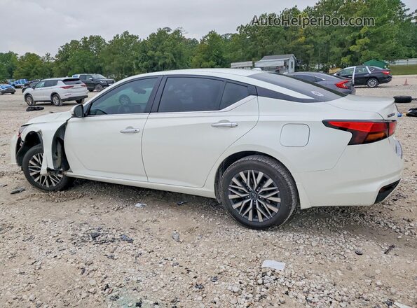 1N4BL4DW4PN335688 2023 NISSAN ALTIMA Белый Задняя левая четверть