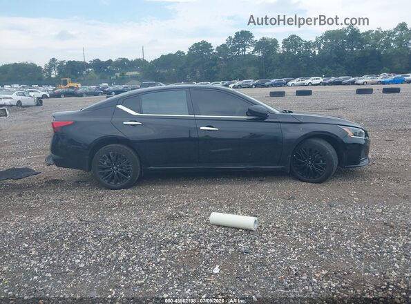 1N4BL4DW4SN315756 2025 NISSAN ALTIMA Black Rear interior view