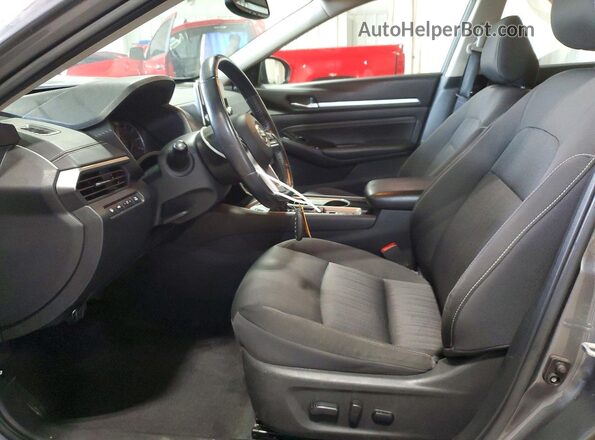 1N4BL4DW5LC268749 2020 NISSAN ALTIMA Серый Вид салона спереди