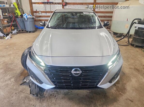 1N4BL4DW5SN377053 2025 NISSAN ALTIMA Silver Դիմացի տեսք