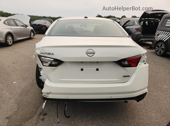 1N4BL4DW6TN343799 2026 NISSAN ALTIMA White Սալոնի 360 աստիճան տեսք