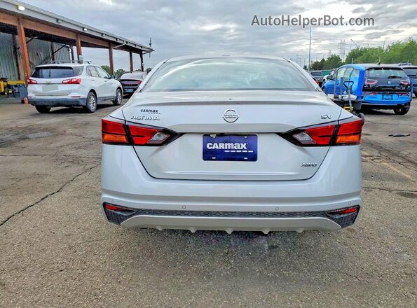 1N4BL4DW8NN353768 2022 NISSAN ALTIMA Silver Rear view