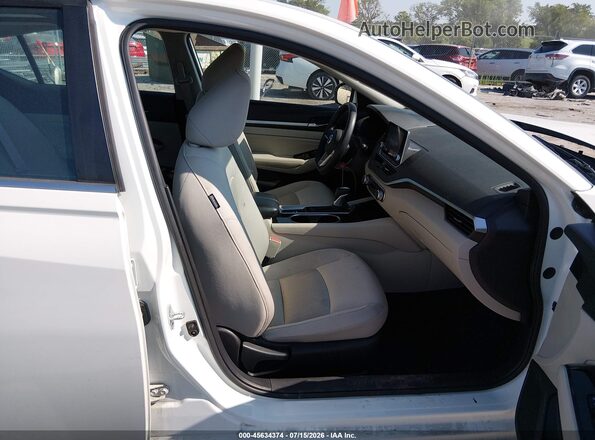 1N4BL4DW9MN324634 2021 NISSAN ALTIMA White Widok wnętrza z przodu