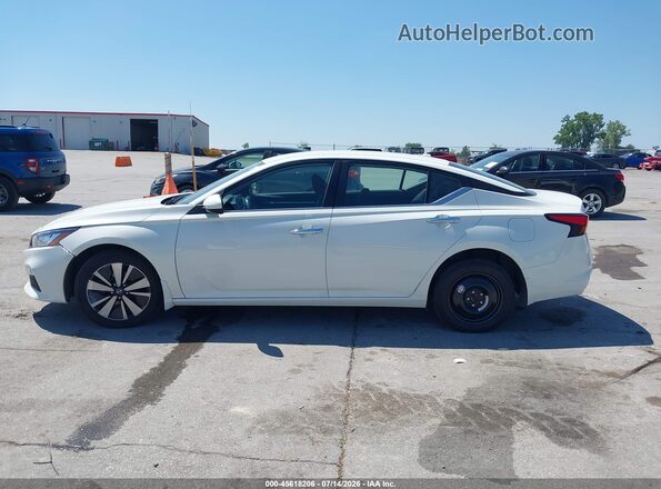 1N4BL4DW9MN409375 2021 NISSAN ALTIMA White სალონის 360-გრადუსიანი ხედი