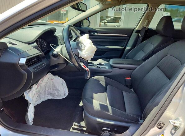 1N4BL4DWXKC152607 2019 NISSAN ALTIMA Silver Սալոնի դիմացի տեսք