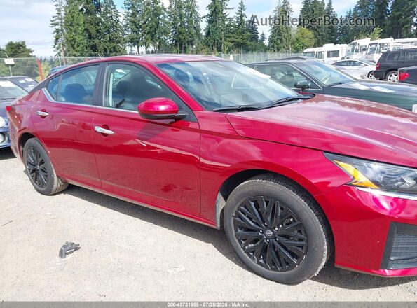 1N4BL4DWXSN364282 2025 NISSAN ALTIMA Red უკანა სალონის ხედი