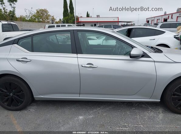 1N4BL4EV2KC174929 2019 NISSAN ALTIMA Серебряный Панорамный вид салона 360°