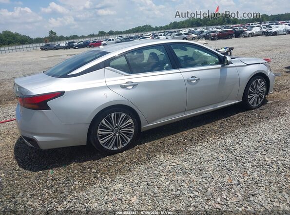 1N4BL4EV2PN394910 2023 NISSAN ALTIMA Серебряный Задняя правая четверть