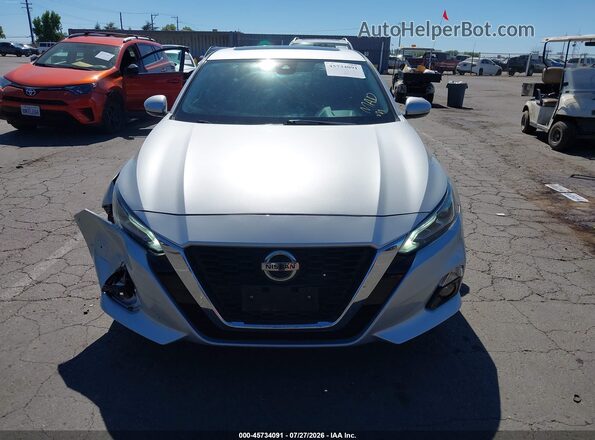 1N4BL4EV3KC164099 2019 NISSAN ALTIMA Silver Սարքավորումների վահանակի տեսք