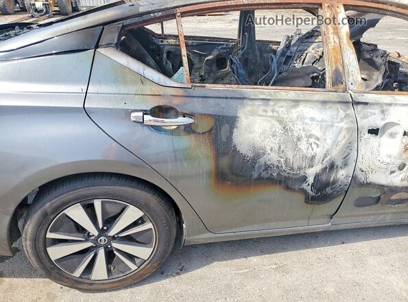 1N4BL4EV3KC169626 2019 NISSAN ALTIMA Burn Vista de los asientos traseros