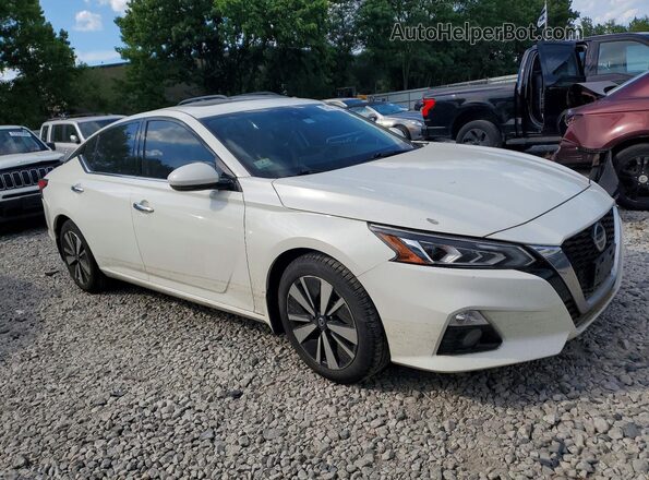 1N4BL4EV3MN300965 2021 NISSAN ALTIMA White Front right