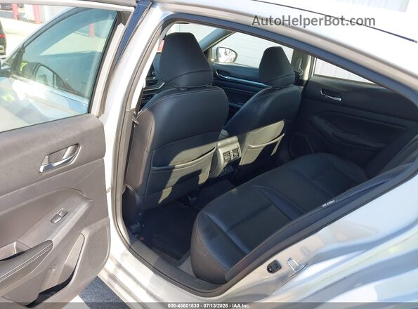 1N4BL4EV5KC249879 2019 NISSAN ALTIMA Silver VIN კოდის სტიკერის ხედი