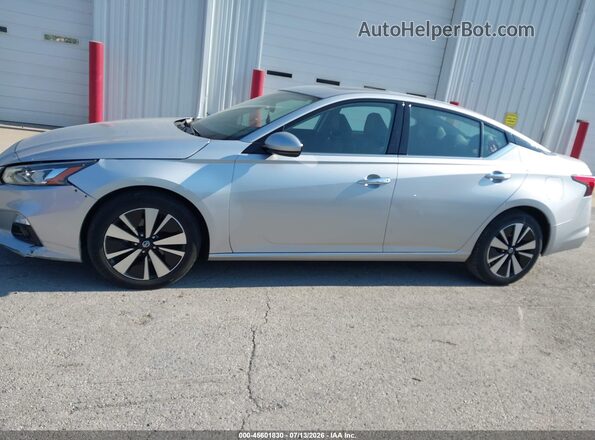 1N4BL4EV5KC249879 2019 NISSAN ALTIMA Silver სალონის 360-გრადუსიანი ხედი