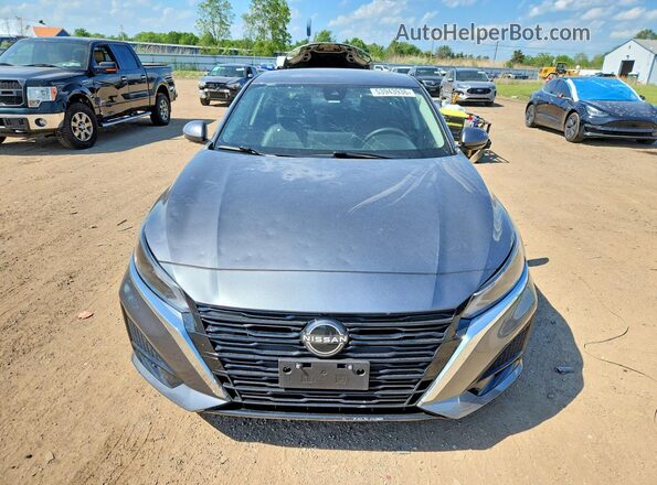 1N4BL4EV6RN401523 2024 NISSAN ALTIMA Gray Widok z przodu
