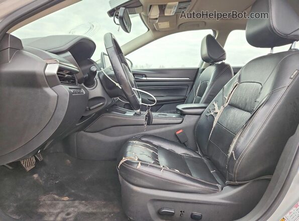 1N4BL4EV7KC250113 2019 NISSAN ALTIMA Silver Սալոնի դիմացի տեսք