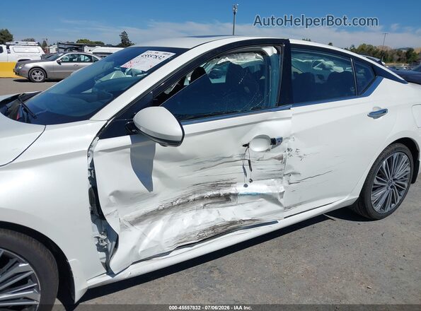 1N4BL4EV7RN325634 2024 NISSAN ALTIMA White Widok z przodu