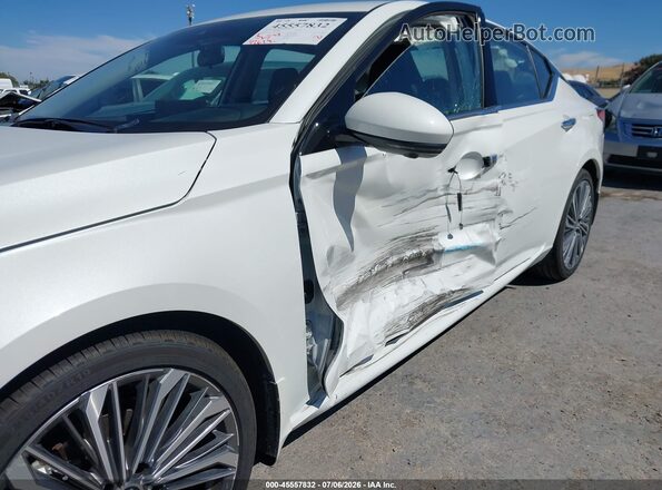 1N4BL4EV7RN325634 2024 NISSAN ALTIMA White Widok zestawu wskaźników