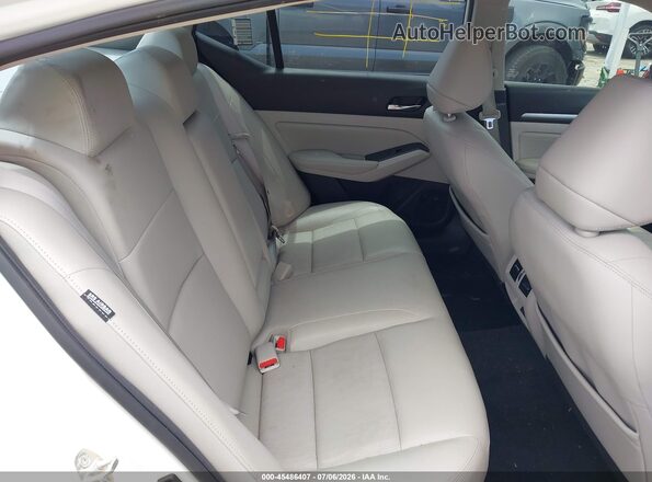 1N4BL4EV8KC120048 2019 NISSAN ALTIMA White Vista de la etiqueta del VIN