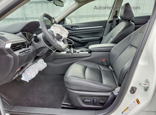 1N4BL4EVXSN433722 2025 NISSAN ALTIMA White წინა სალონის ხედი