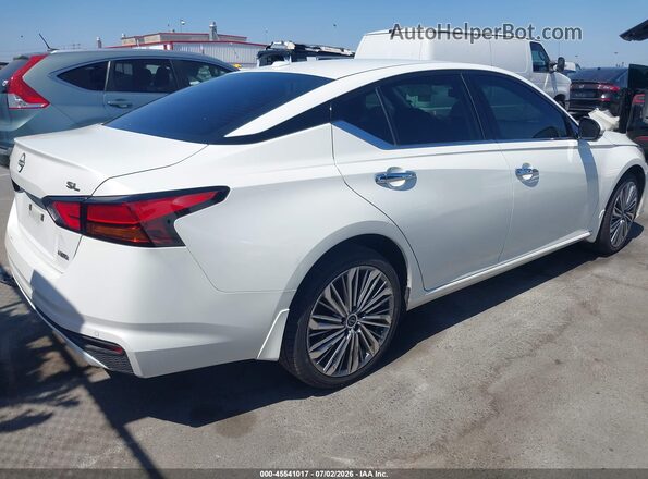 1N4BL4EW2RN389699 2024 NISSAN ALTIMA White Trasero derecho