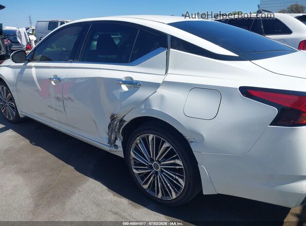 1N4BL4EW2RN389699 2024 NISSAN ALTIMA White Vista frontal