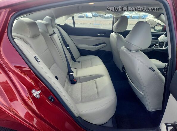 1N4BL4EW2SN315401 2025 NISSAN ALTIMA Red უკანა სავარძლების ხედი