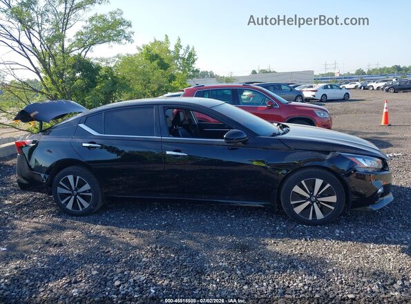 1N4BL4EW5LC279684 2020 NISSAN ALTIMA Black Widok wnętrza z tyłu