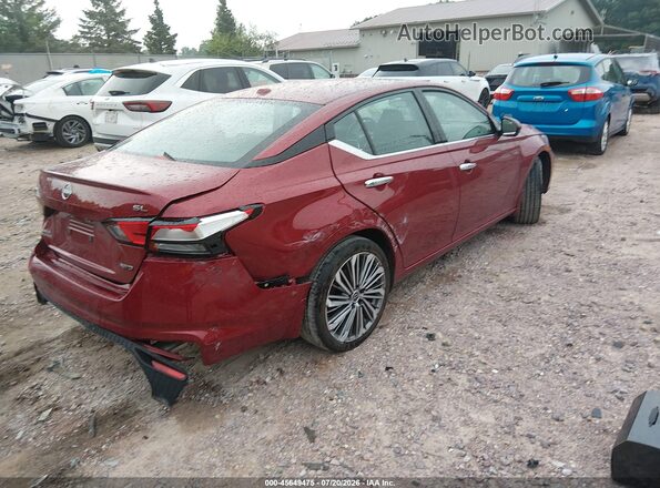 1N4BL4EW5RN425546 2024 NISSAN ALTIMA Burgundy Trasero derecho
