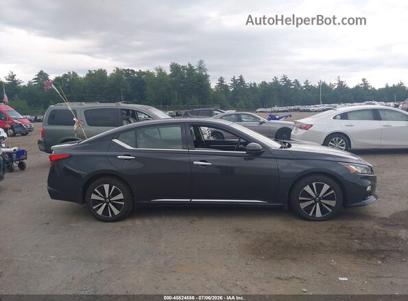 1N4BL4EW6KC137312 2019 NISSAN ALTIMA Black Rear interior view