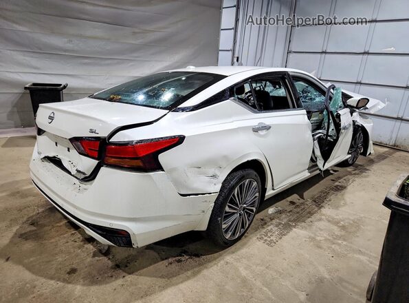 1N4BL4EW7RN311354 2024 NISSAN ALTIMA White Trasero derecho