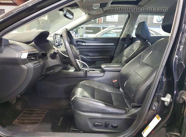 1N4BL4EW8KC130667 2019 NISSAN ALTIMA Black Вид салону спереду