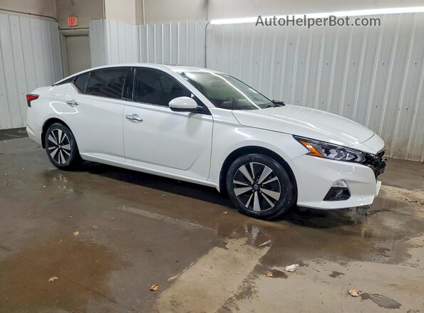 1N4BL4EW9MN344607 2021 NISSAN ALTIMA White Przód prawy