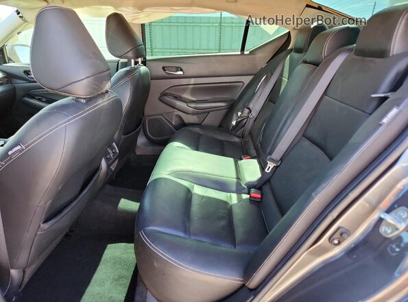 1N4BL4FW1MN342106 2021 NISSAN ALTIMA Gray Widok tylnych siedzeń