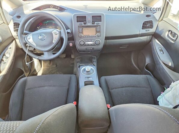 1N4BZ0CP0GC314351 2016 NISSAN LEAF Белый Вид панели приборов