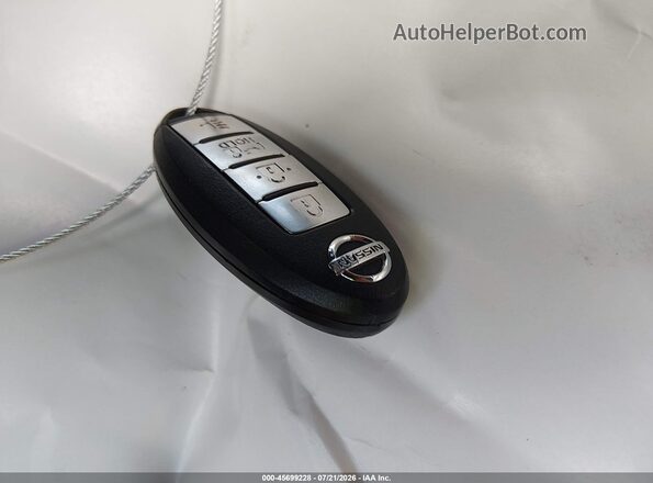 1N4BZ0CP0HC306252 2017 NISSAN LEAF Silver Вид панелі приладів