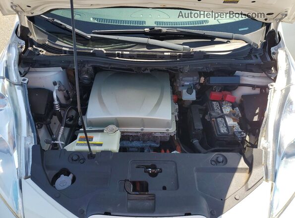 1N4BZ0CP3HC307833 2017 NISSAN LEF White Սալոնի հետևի տեսք