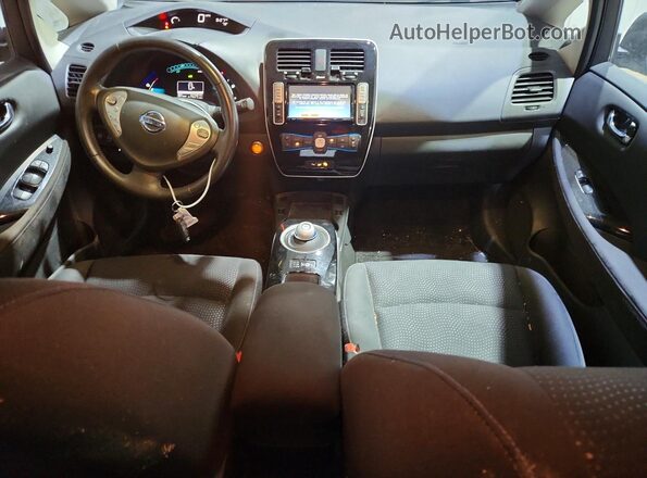 1N4BZ0CPXHC308042 2017 NISSAN LEAF Серый Вид панели приборов