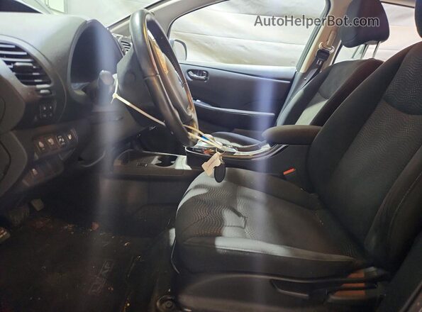 1N4BZ0CPXHC308042 2017 NISSAN LEAF Серый Вид салона спереди
