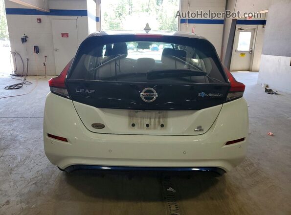 1N4BZ1BV2NC556416 2022 NISSAN LEAF Белый Вид сзади