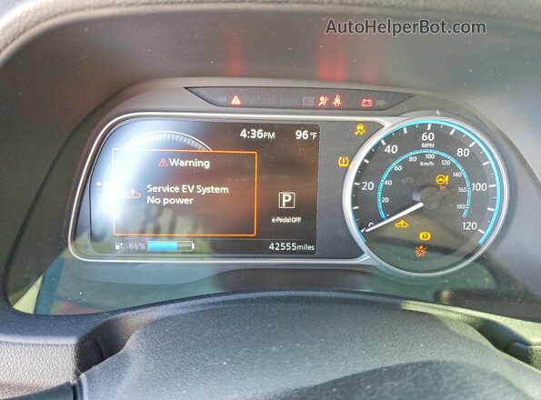 1N4BZ1CP5KC317180 2019 NISSAN LEAF Белый Вид щитка приборов