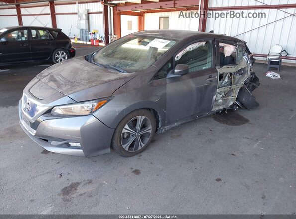1N4BZ1CPXKC320673 2019 NISSAN LEAF Gray Передня ліва чверть