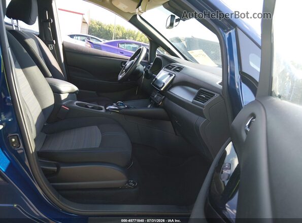 1N4BZ1CV2NC559749 2022 NISSAN LEAF Blue Widok wnętrza z przodu