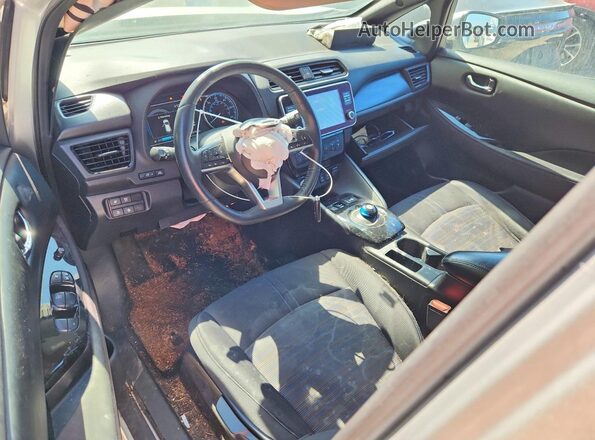 1N4BZ1CV5MC555550 2021 NISSAN LEAF Silver წინა პანელის ხედი