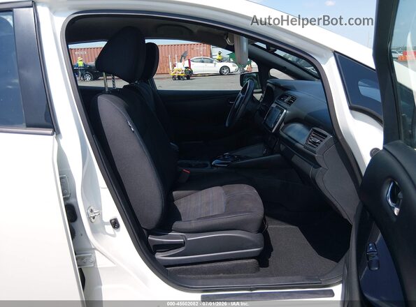 1N4CZ1CV1PC550872 2023 NISSAN LEAF White Սալոնի դիմացի տեսք