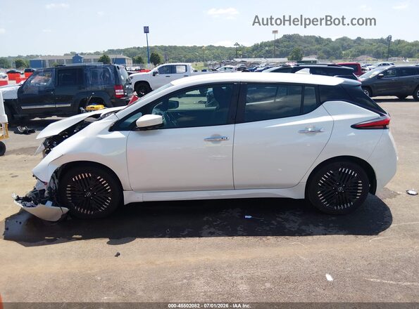 1N4CZ1CV1PC550872 2023 NISSAN LEAF White Սալոնի 360 աստիճան տեսք
