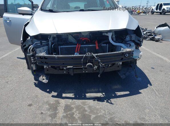 1N4CZ1CV4PC551952 2023 NISSAN LEAF Silver Widok z przodu
