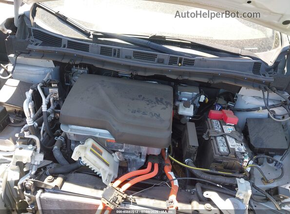 1N4CZ1CV4PC551952 2023 NISSAN LEAF Silver Widok z tyłu