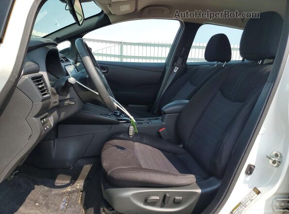 1N4CZ1CV5PC563320 2023 NISSAN LEAF White Vista interior delantera
