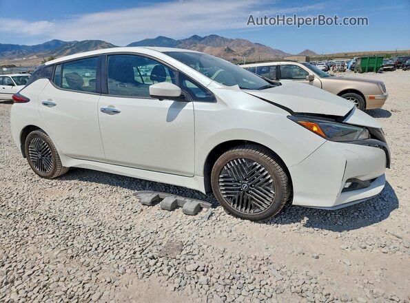 1N4CZ1CV8PC552389 2023 NISSAN LEAF White Delantero derecho